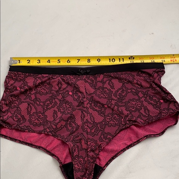 Body Form magenta and black lace 1x panty - Picture 3 of 6